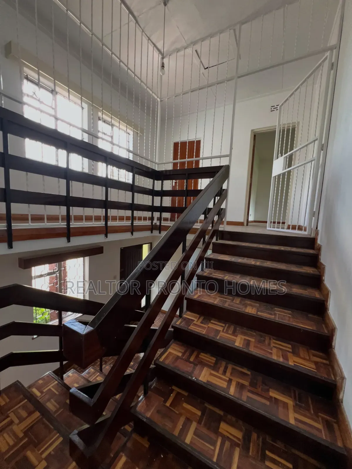 4bdrm Bungalow in Lavington, Muthangari for rent