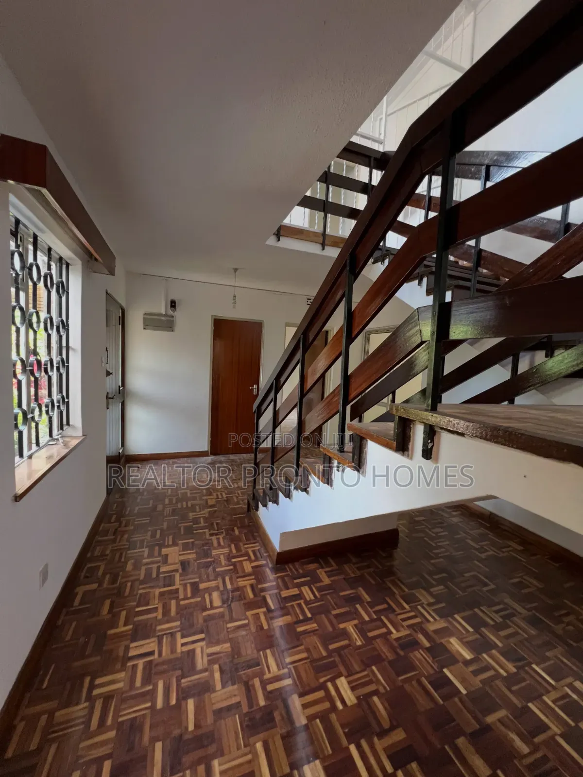 4bdrm Bungalow in Lavington, Muthangari for rent