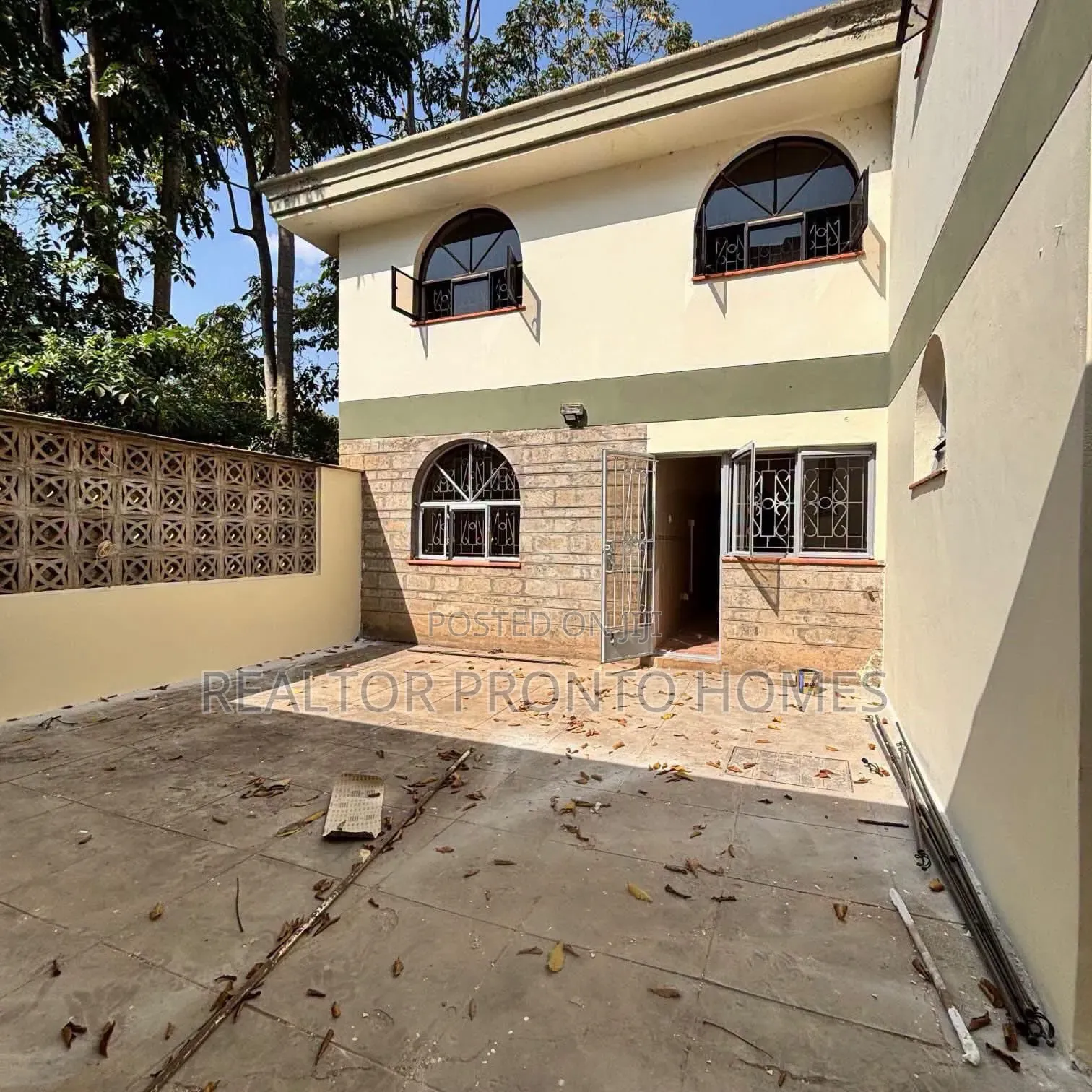 4bdrm Townhouse/Terrace in Spring Valley for sale