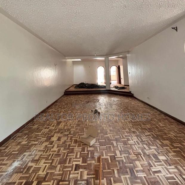 4bdrm Townhouse/Terrace in Spring Valley for sale - thumbnail 4