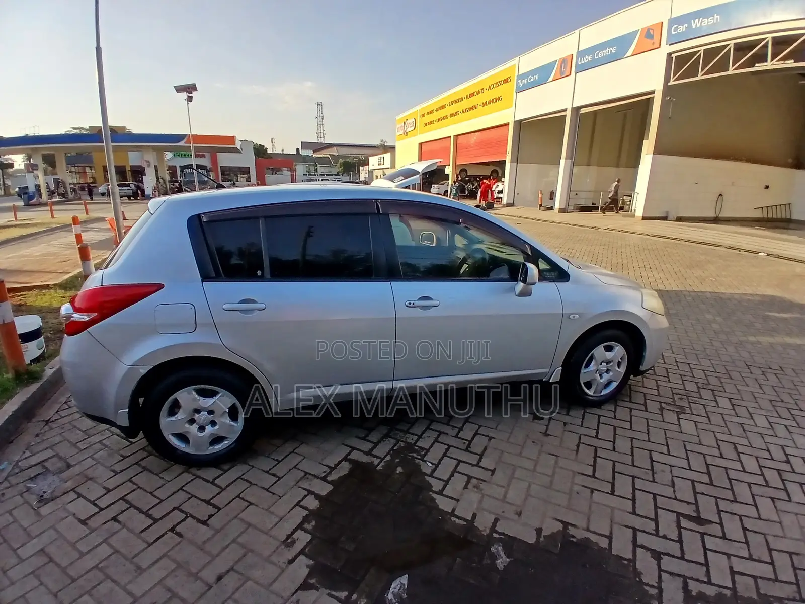 Nissan Tiida 2008 Silver