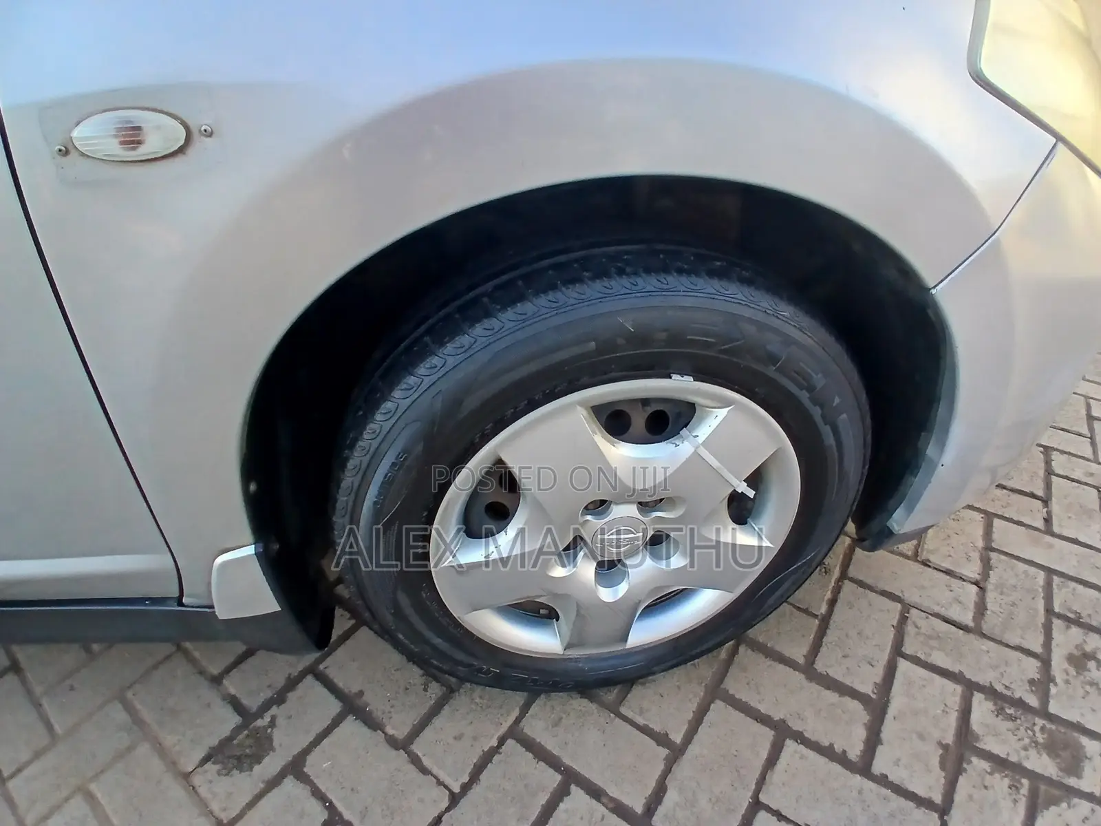 Nissan Tiida 2008 Silver