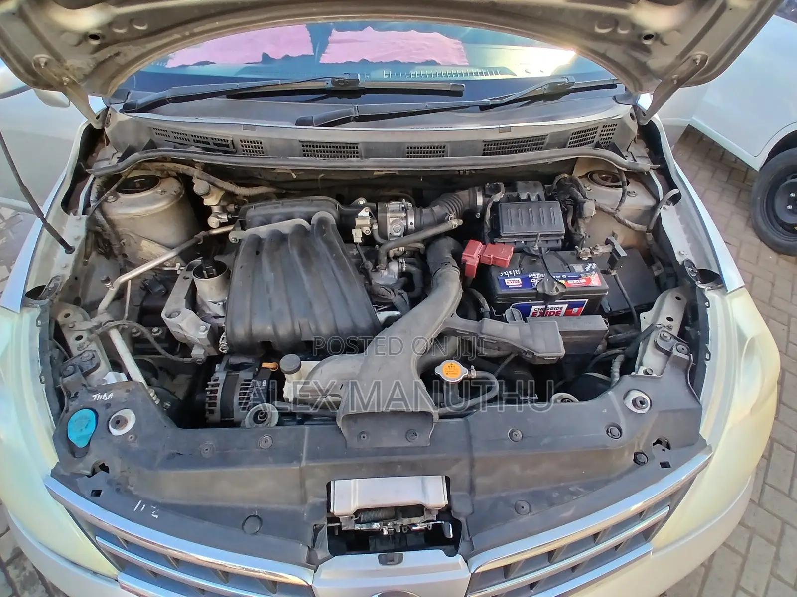 Nissan Tiida 2008 Silver