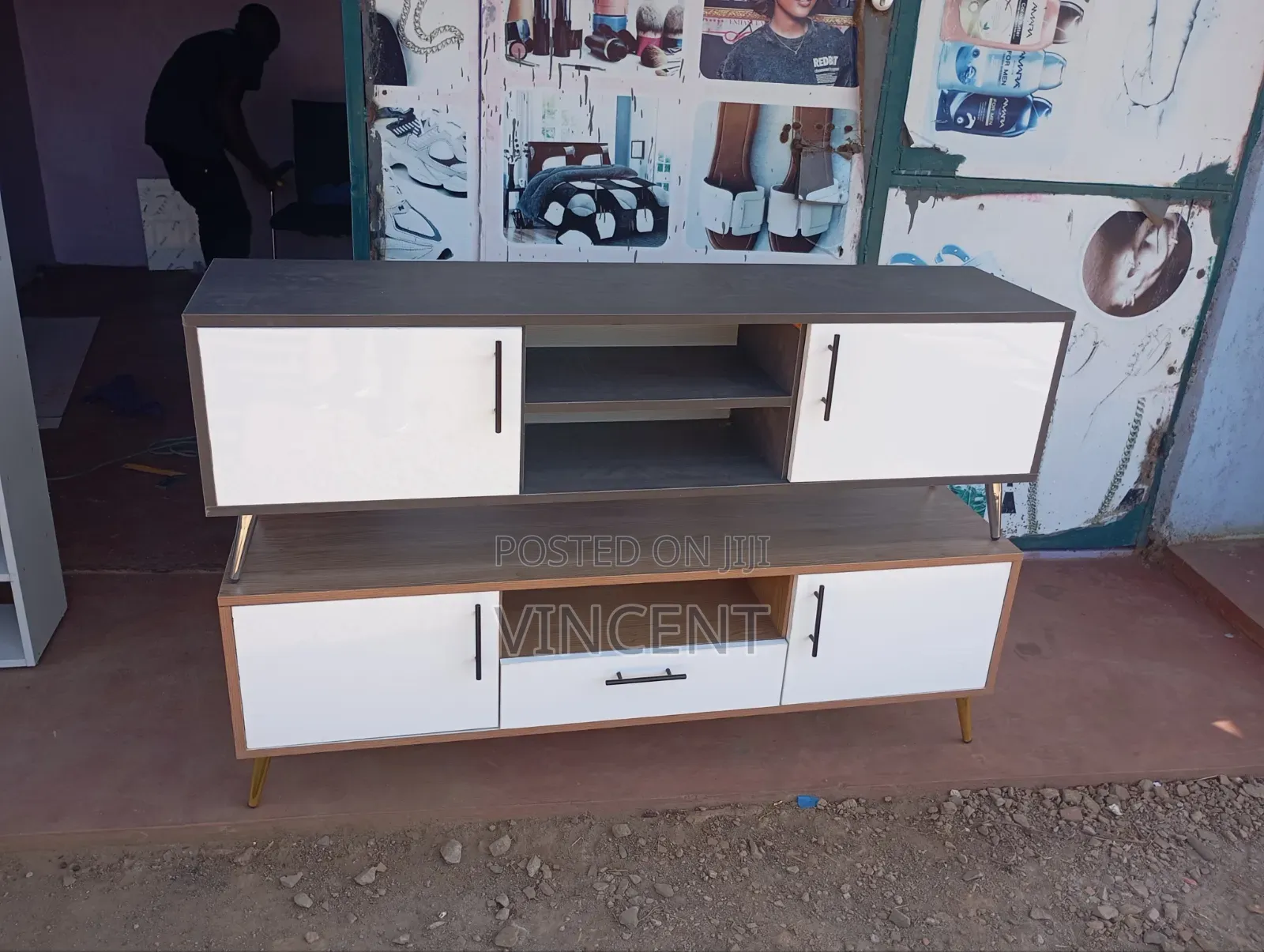 TV Stands 5 Feet Long