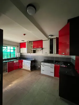 4bdrm Townhouse / Terrace in Lavington, Valley Arcade for rent