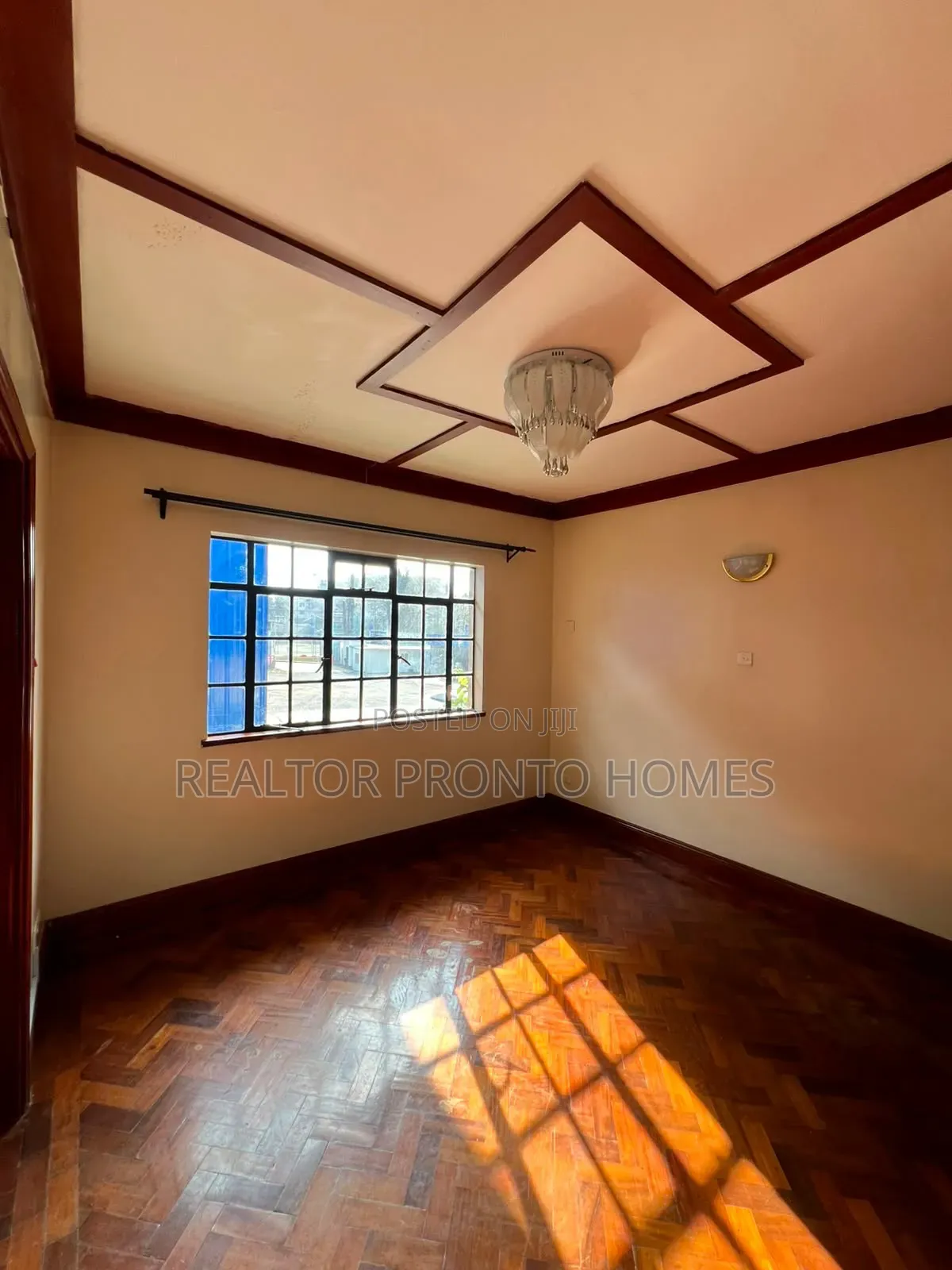 4bdrm Townhouse / Terrace in Lavington, Valley Arcade for rent