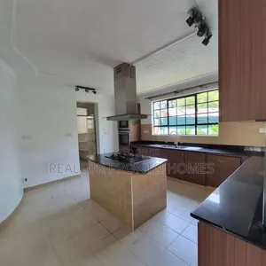 4bdrm Villa in Ridgeways for sale