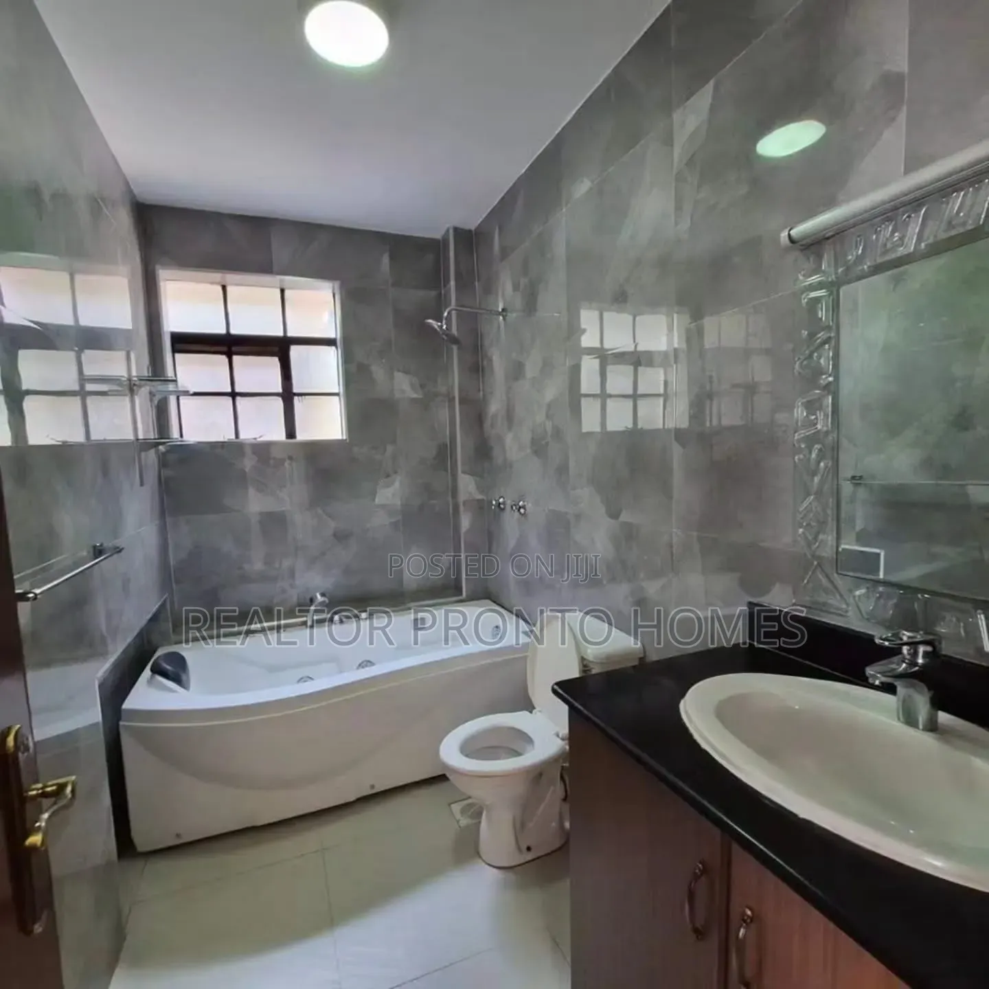 4bdrm Villa in Ridgeways for sale