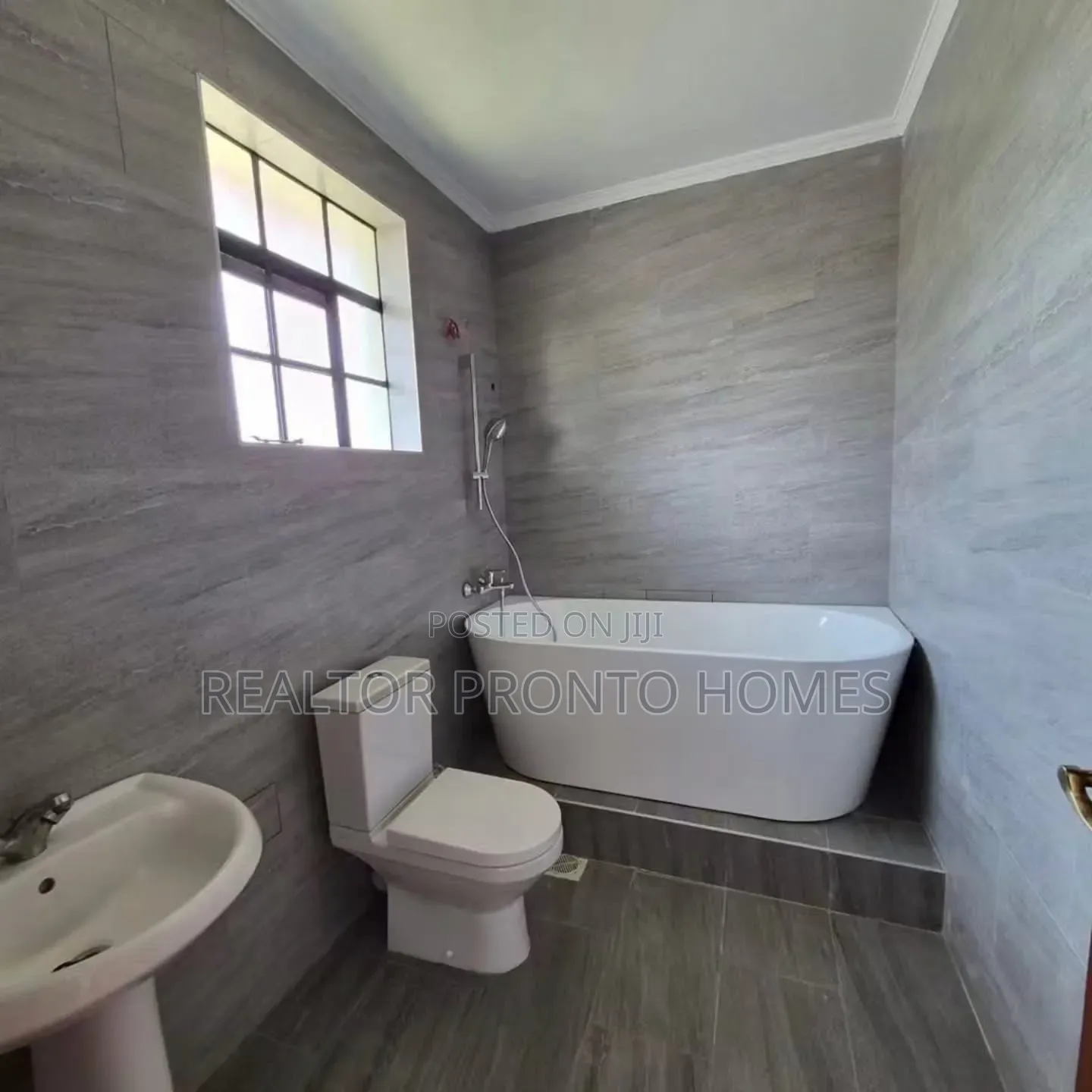 4bdrm Villa in Ridgeways for sale