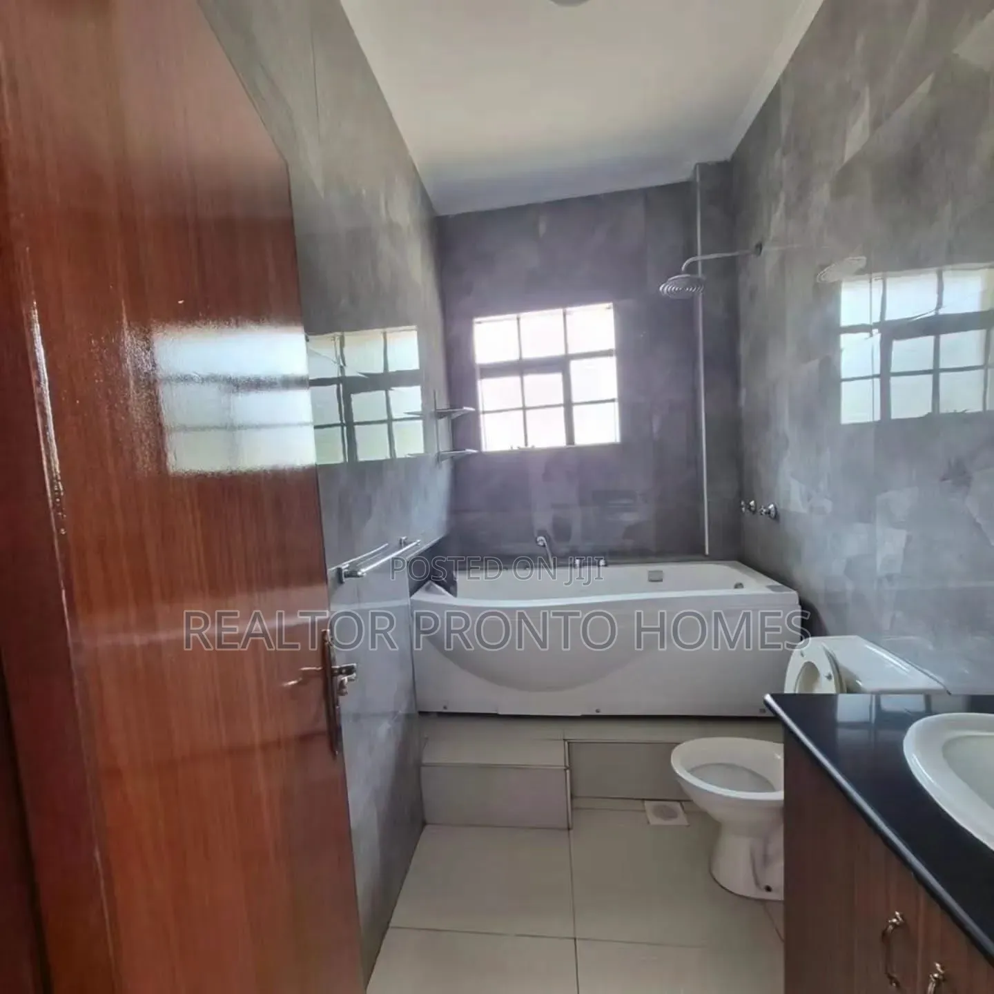 4bdrm Villa in Ridgeways for sale
