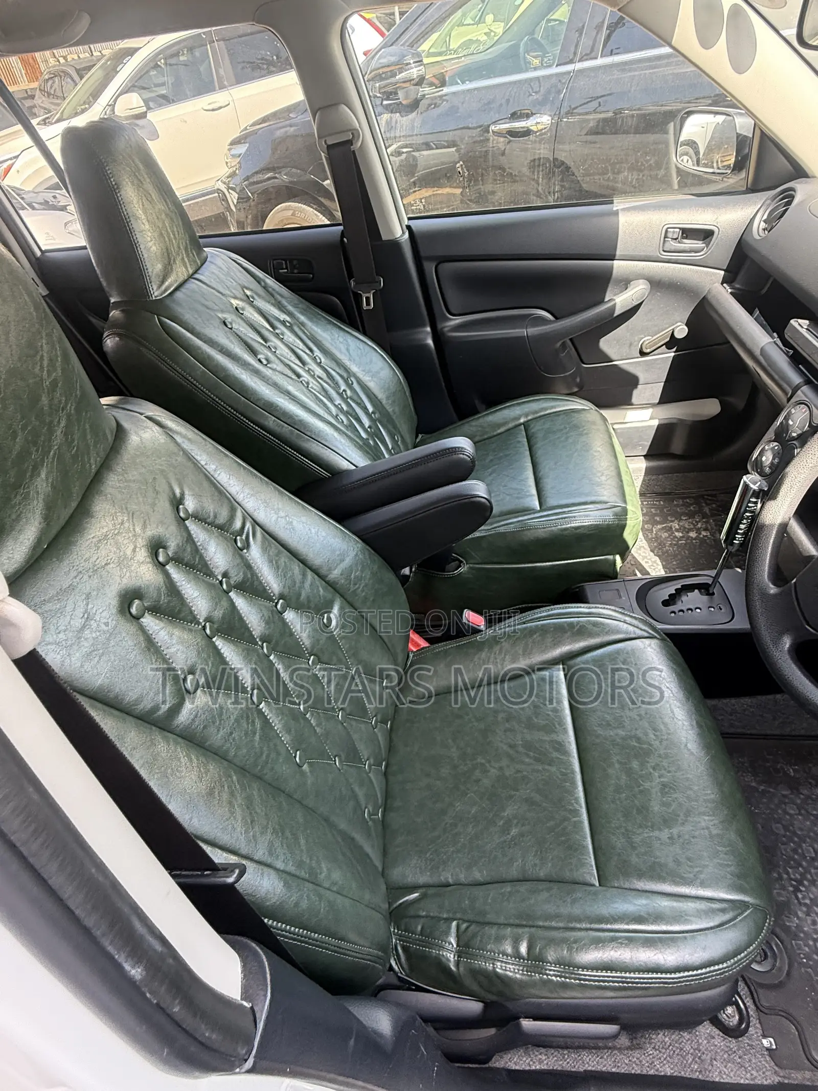 Toyota Probox 1.5 Hybrid DX Comfort 2020 White