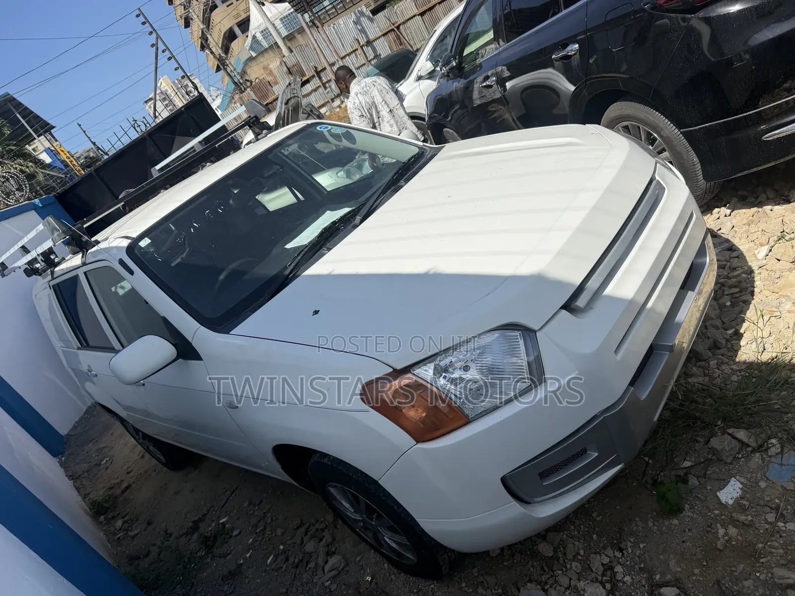 Toyota Probox 1.5 Hybrid DX Comfort 2020 White