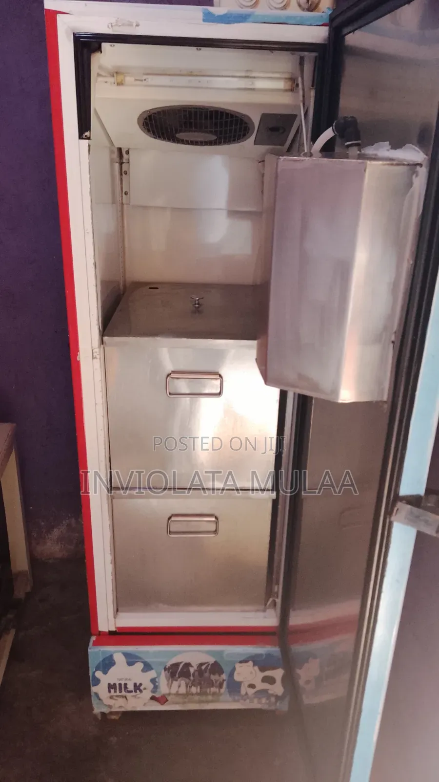 100 LITRES MILK VENDING MACHINE - Excellent Condition.
