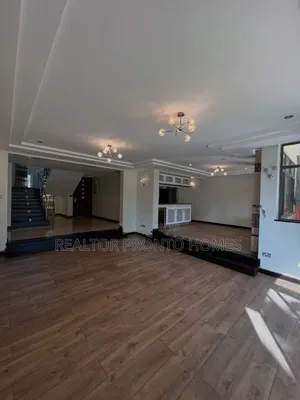 5bdrm Townhouse / Terrace in Lavington, Muthangari for rent