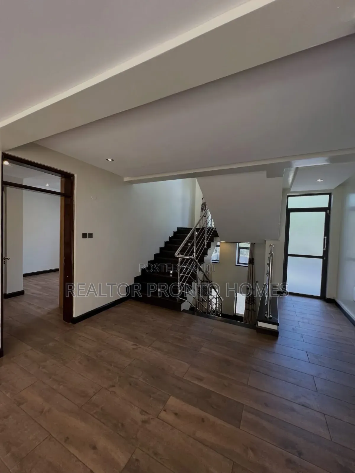 5bdrm Townhouse / Terrace in Lavington, Muthangari for rent