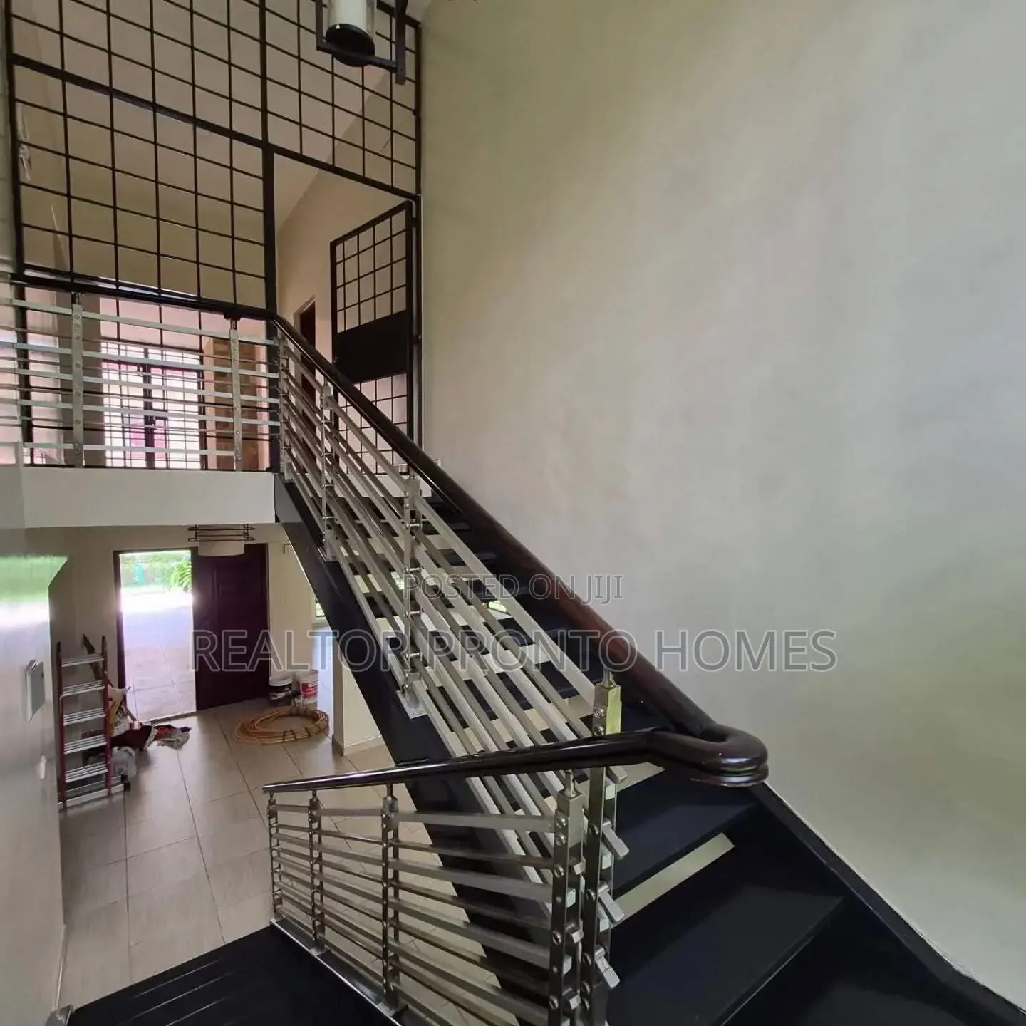 4bdrm Townhouse / Terrace in New Runda for rent