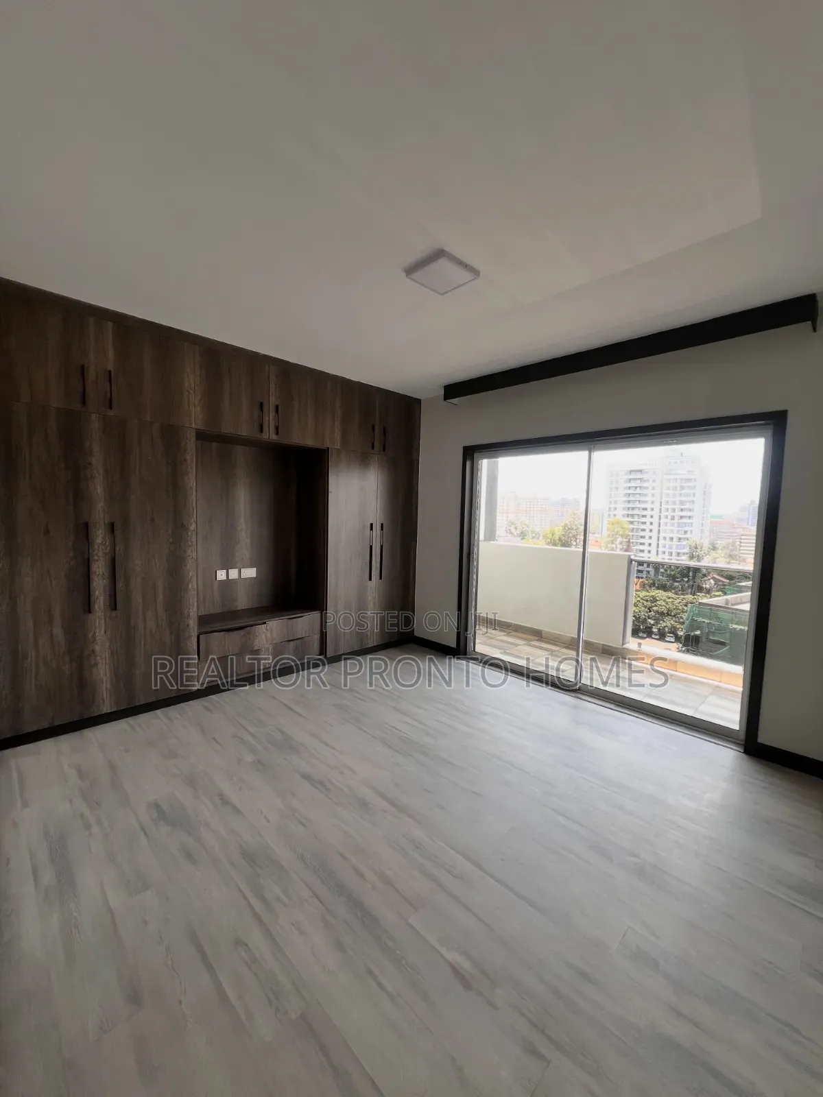 2bdrm Apartment in Riverside Drive for sale