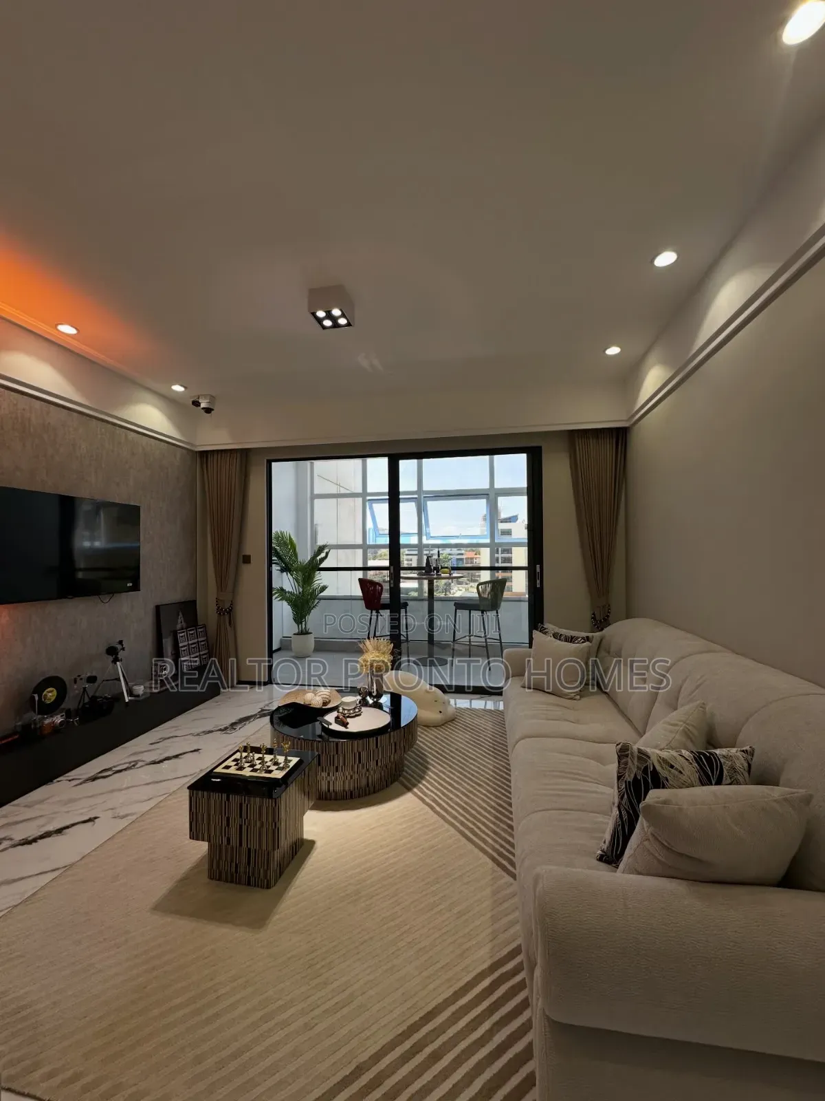 2bdrm Apartment in Westlands, Raphta Road Area for sale