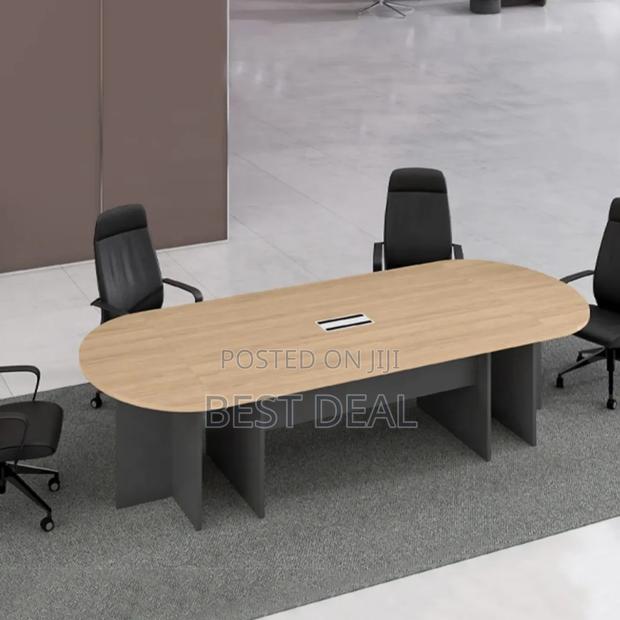Oval Boadroom/ Confrence/Meeting Table - thumbnail 2