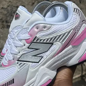 New Balance 2000R Sneakers for Ladies