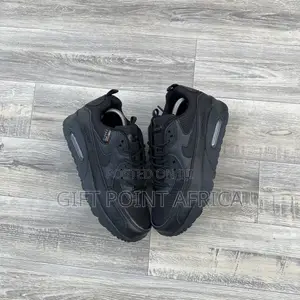 Leather Airmax 90 Black in Color
