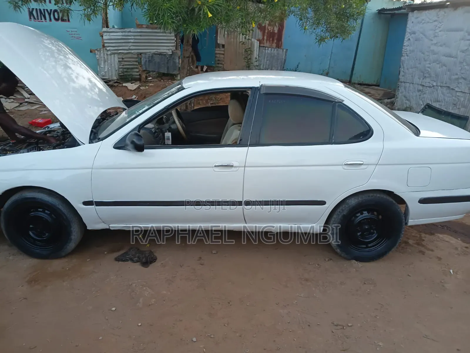 Nissan Sunny 1998 White