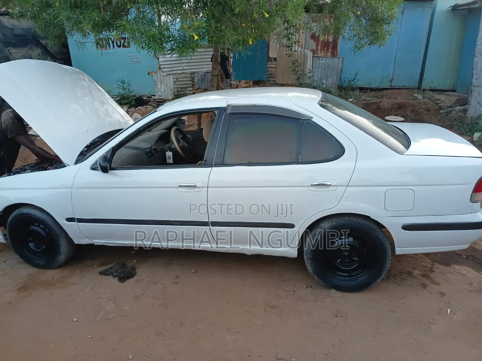 Nissan Sunny 1998 White