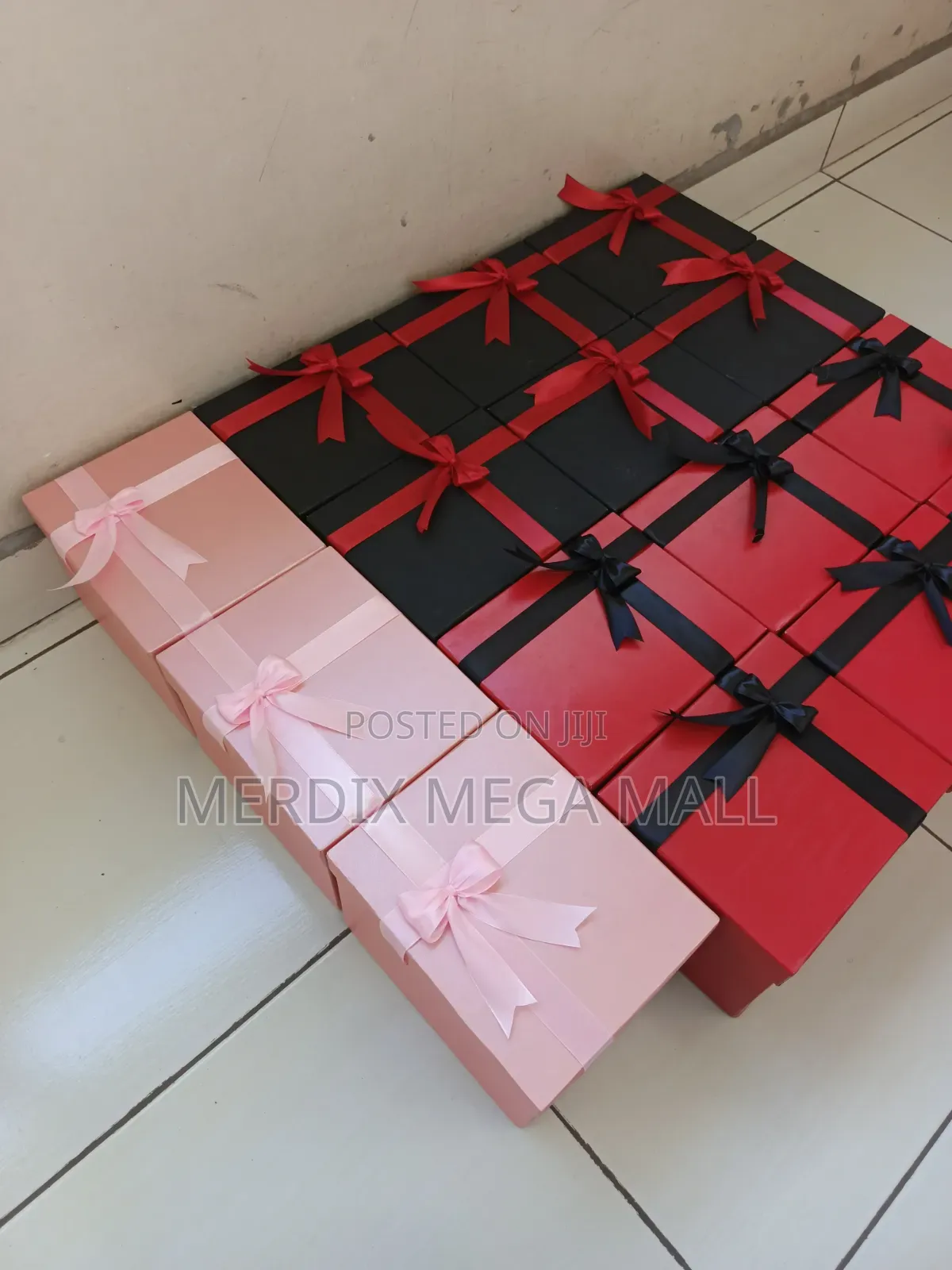 Red Gift Box,box
