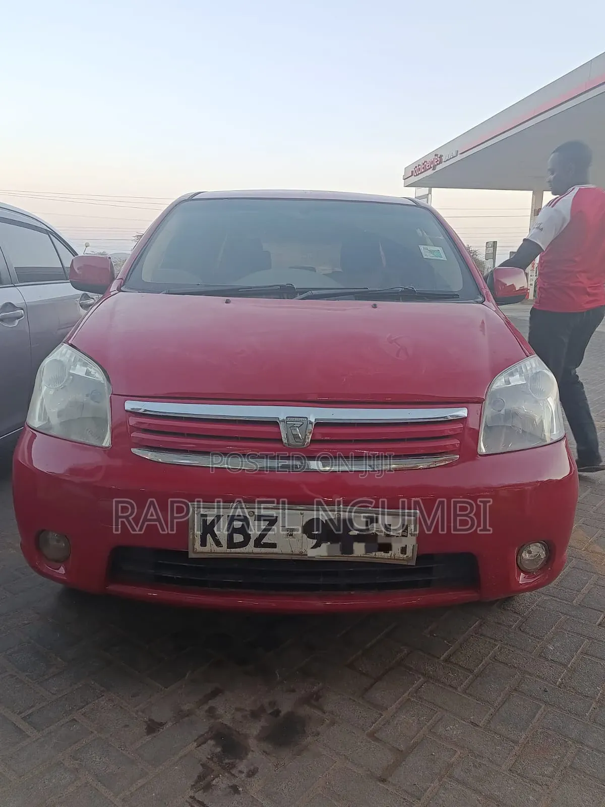 Toyota Raum 2007 Red