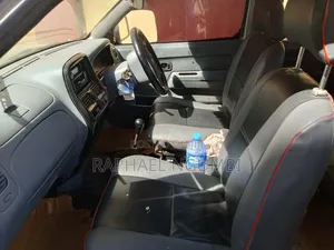 Nissan DoubleCab 2001 Silver