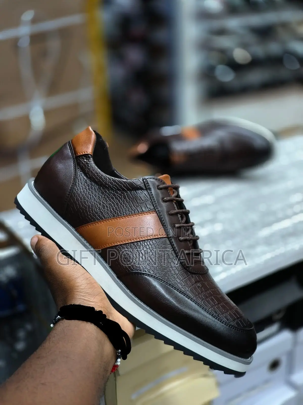 Unique Laced Timberland Casual Shoes