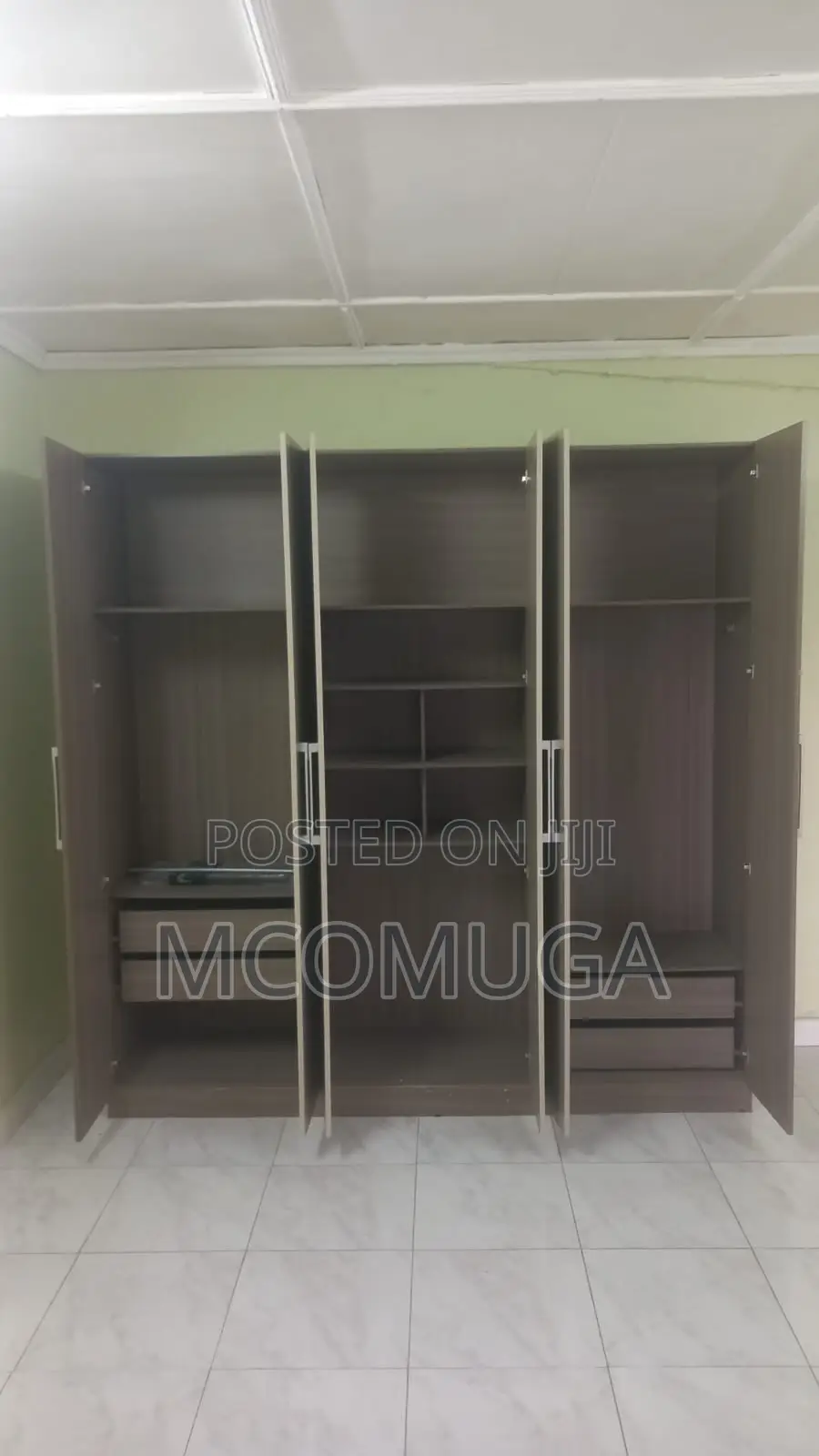 Wardrobe Storage