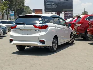 Honda Shuttle 2019 Pearl