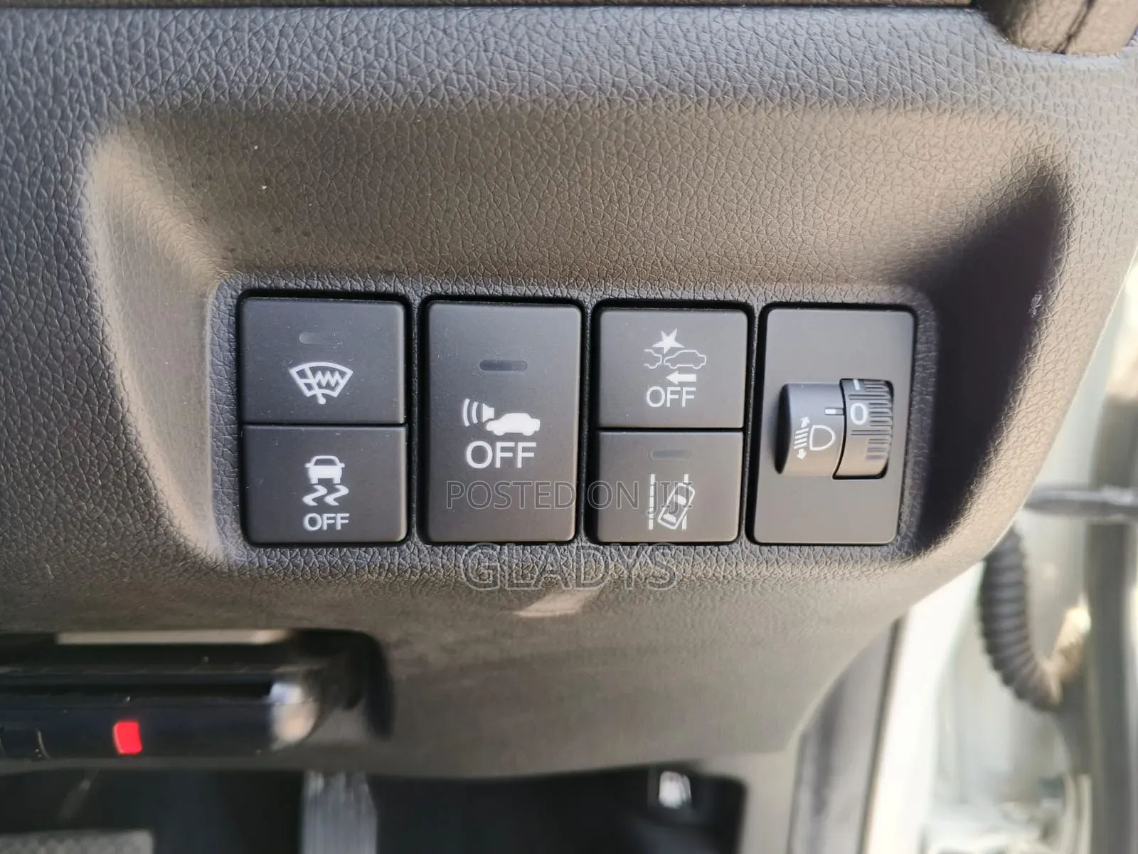 Honda Shuttle 2019 Pearl