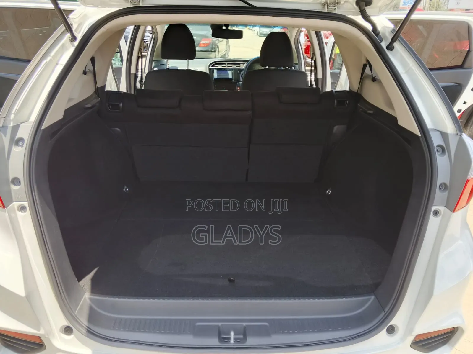 Honda Shuttle 2019 Pearl