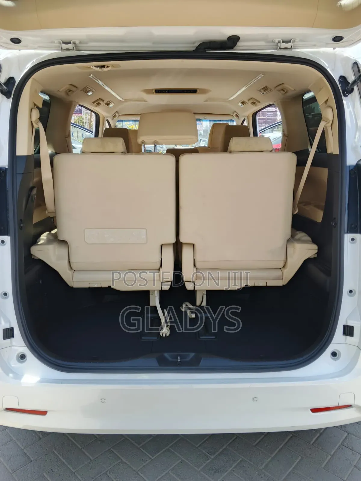 Toyota Vellfire 2019 White