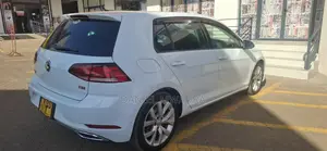 Volkswagen Golf 2017 White