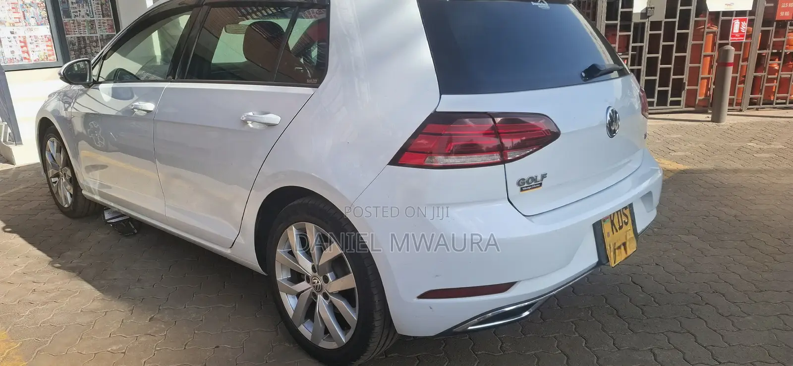 Volkswagen Golf 2017 White