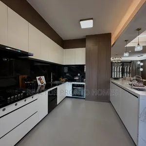3bdrm Apartment in Yaya Centre, Hurlingham for sale