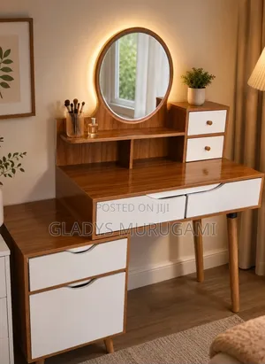 Big Dressing Table