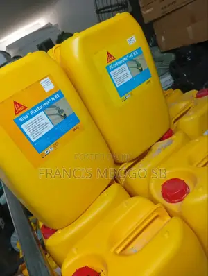 Concrete Admixture/ Plastocrete N