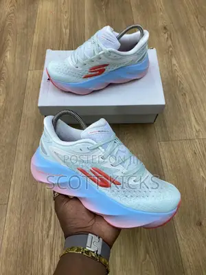 Sketcher Sneakers