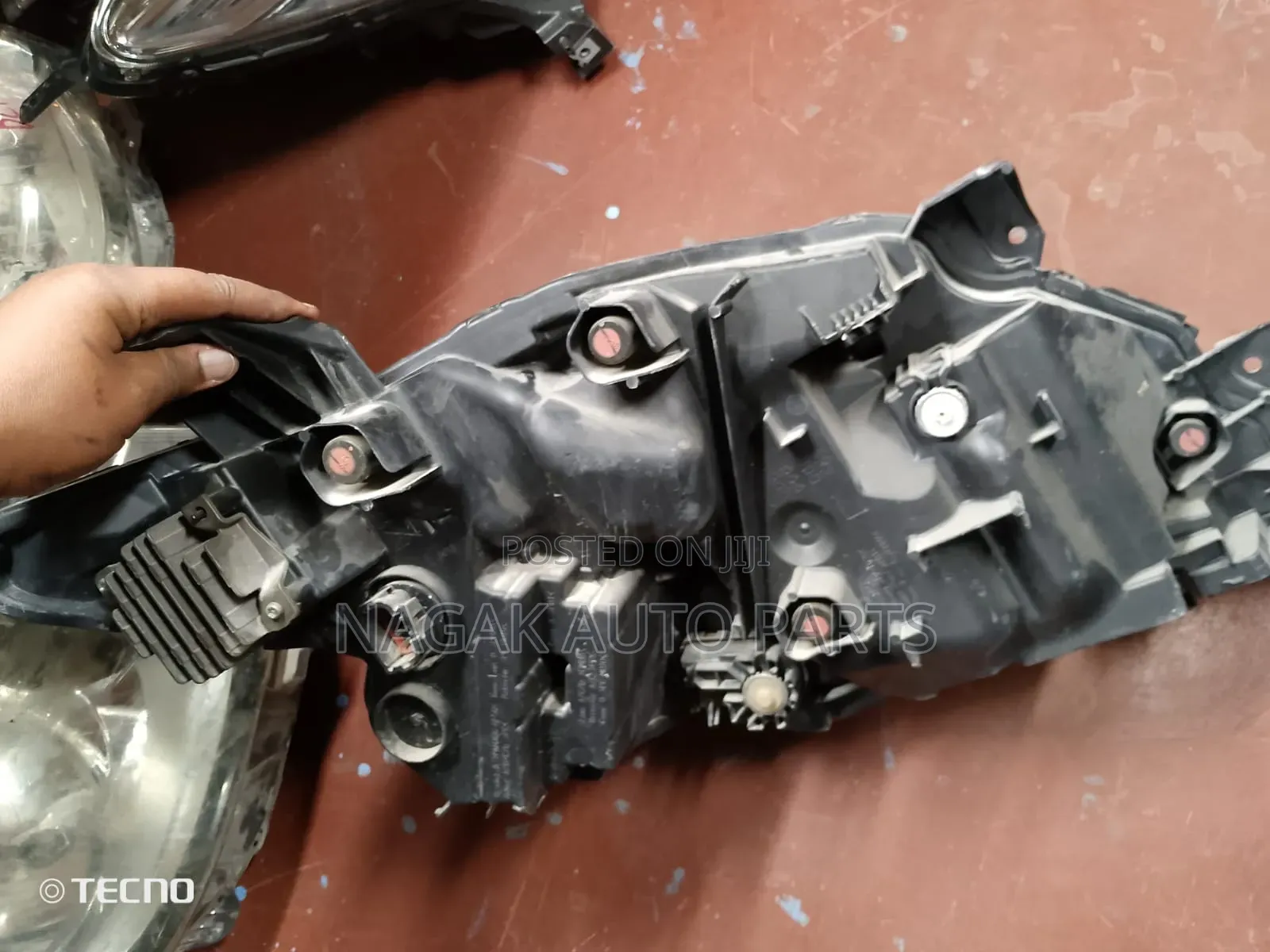 Nissan Serena C28 2020 Headlight