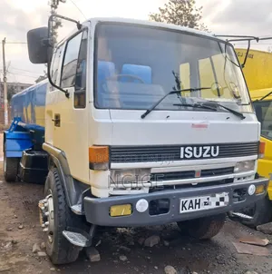 Isuzu FVR Tank Truck 1996 White
