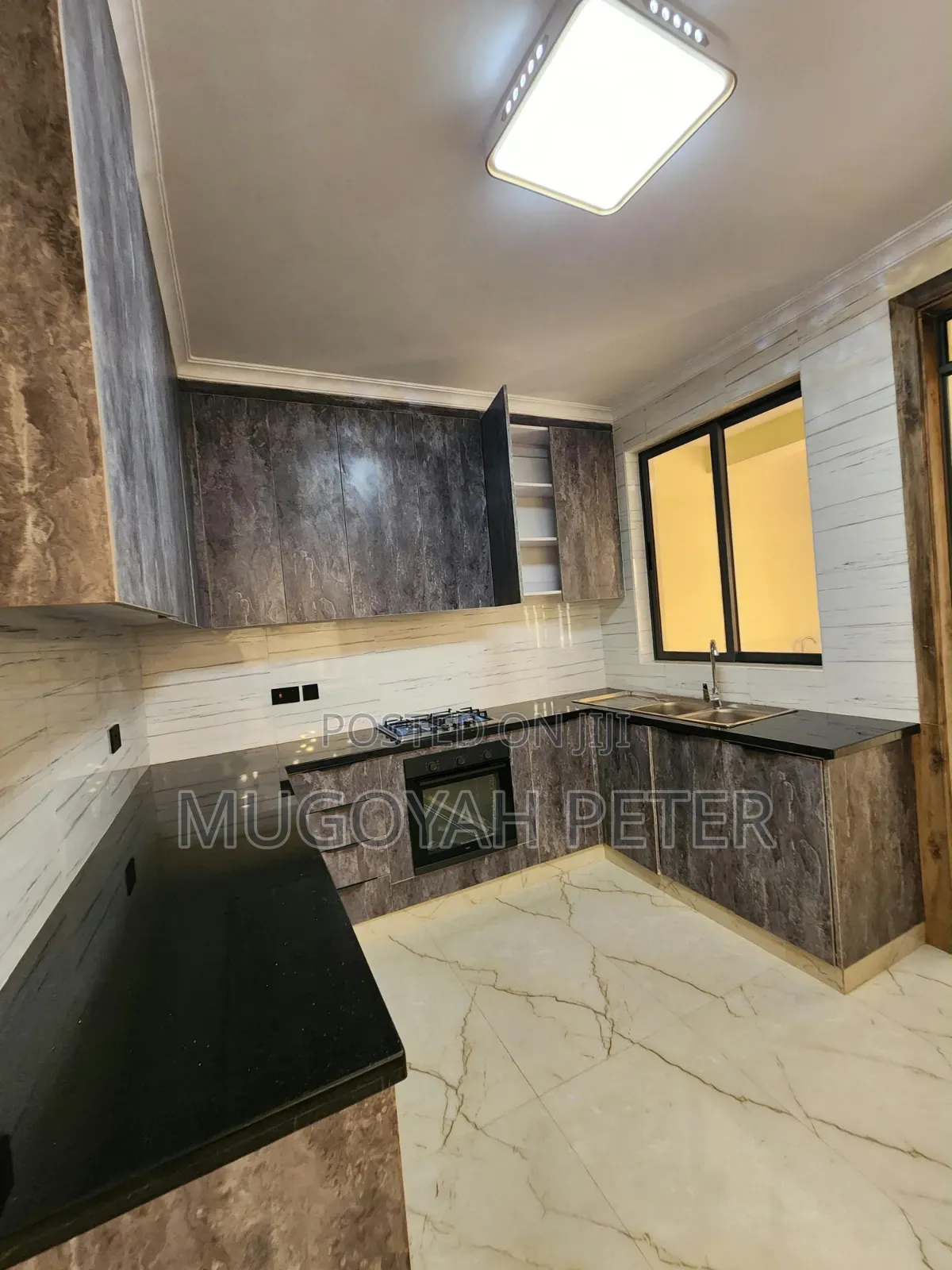 4bdrm Maisonette in Banana for rent