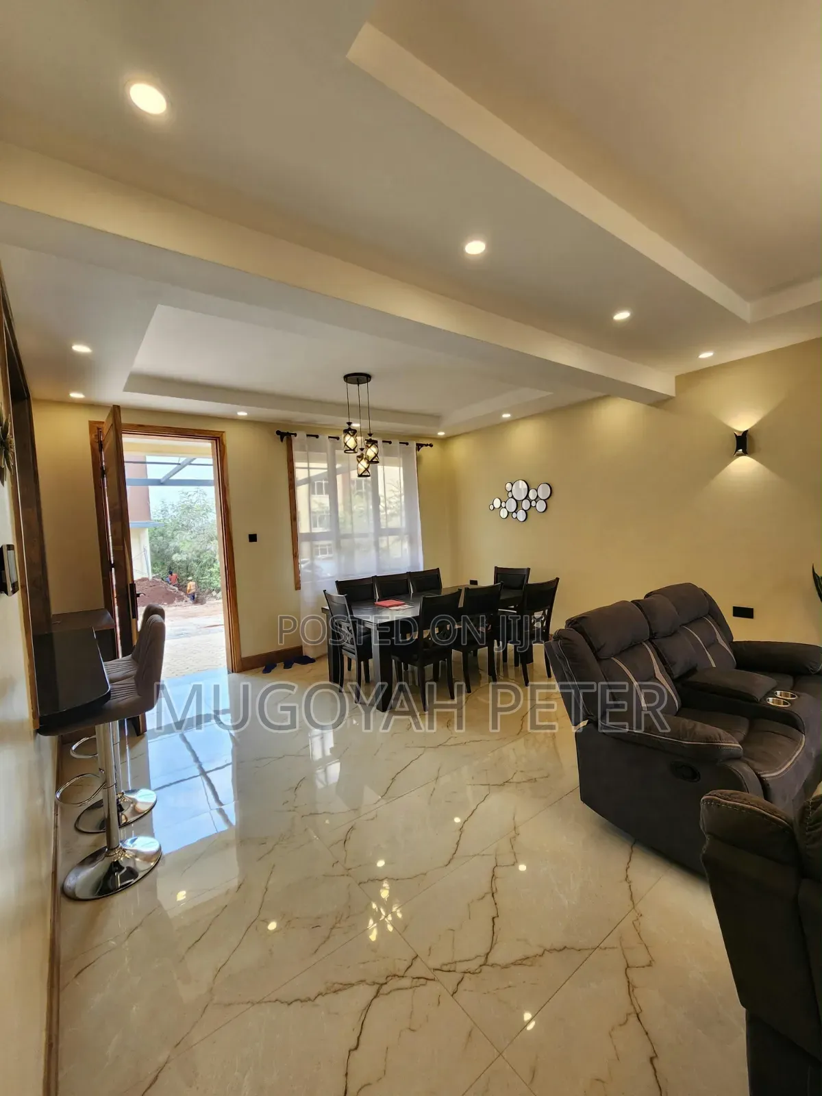 4bdrm Maisonette in Banana for rent