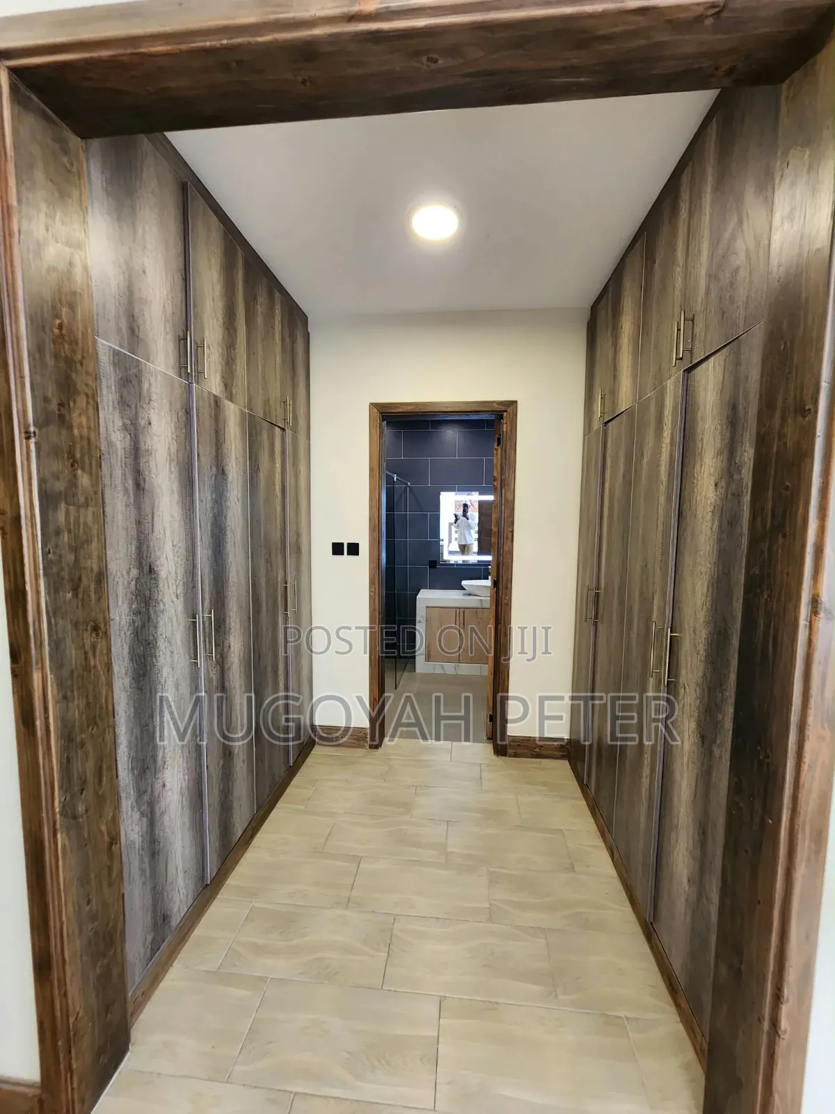 4bdrm Maisonette in Banana for rent
