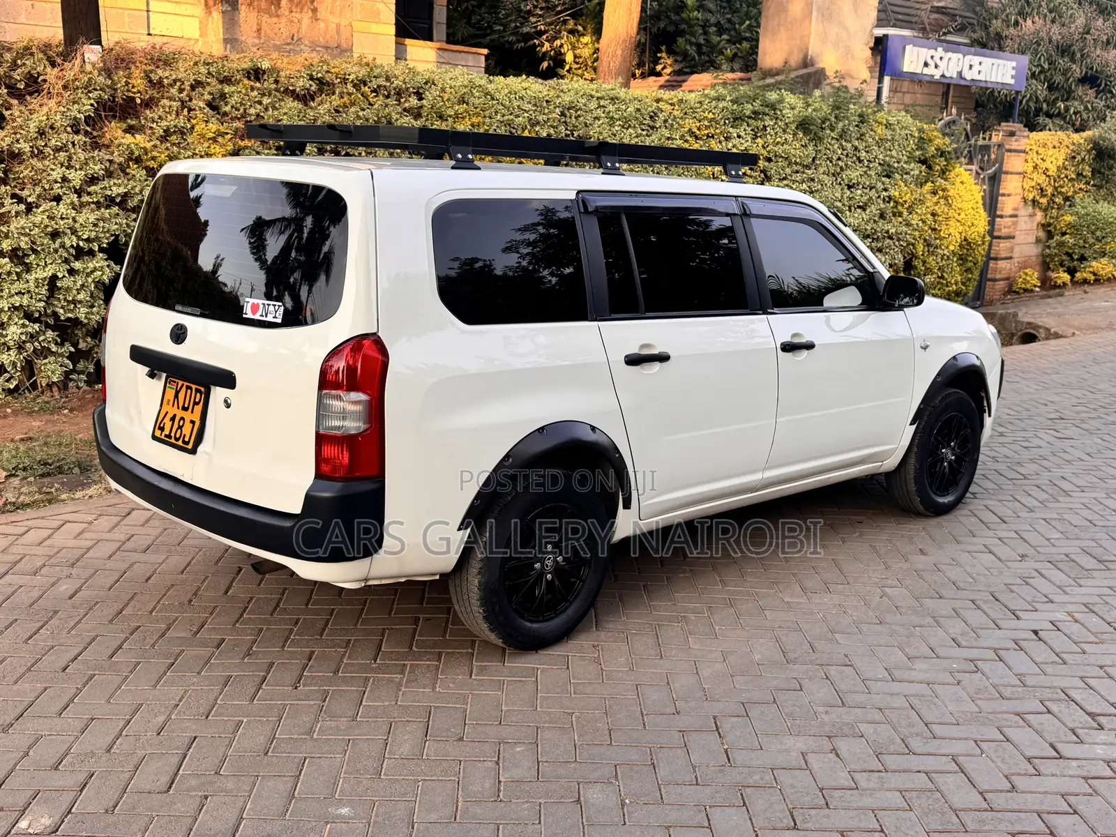 Toyota Probox 1.5 DX Comfort 2WD 2017 White