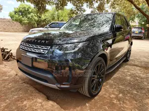 Land Rover Discovery HSE 4x4 2018 Black