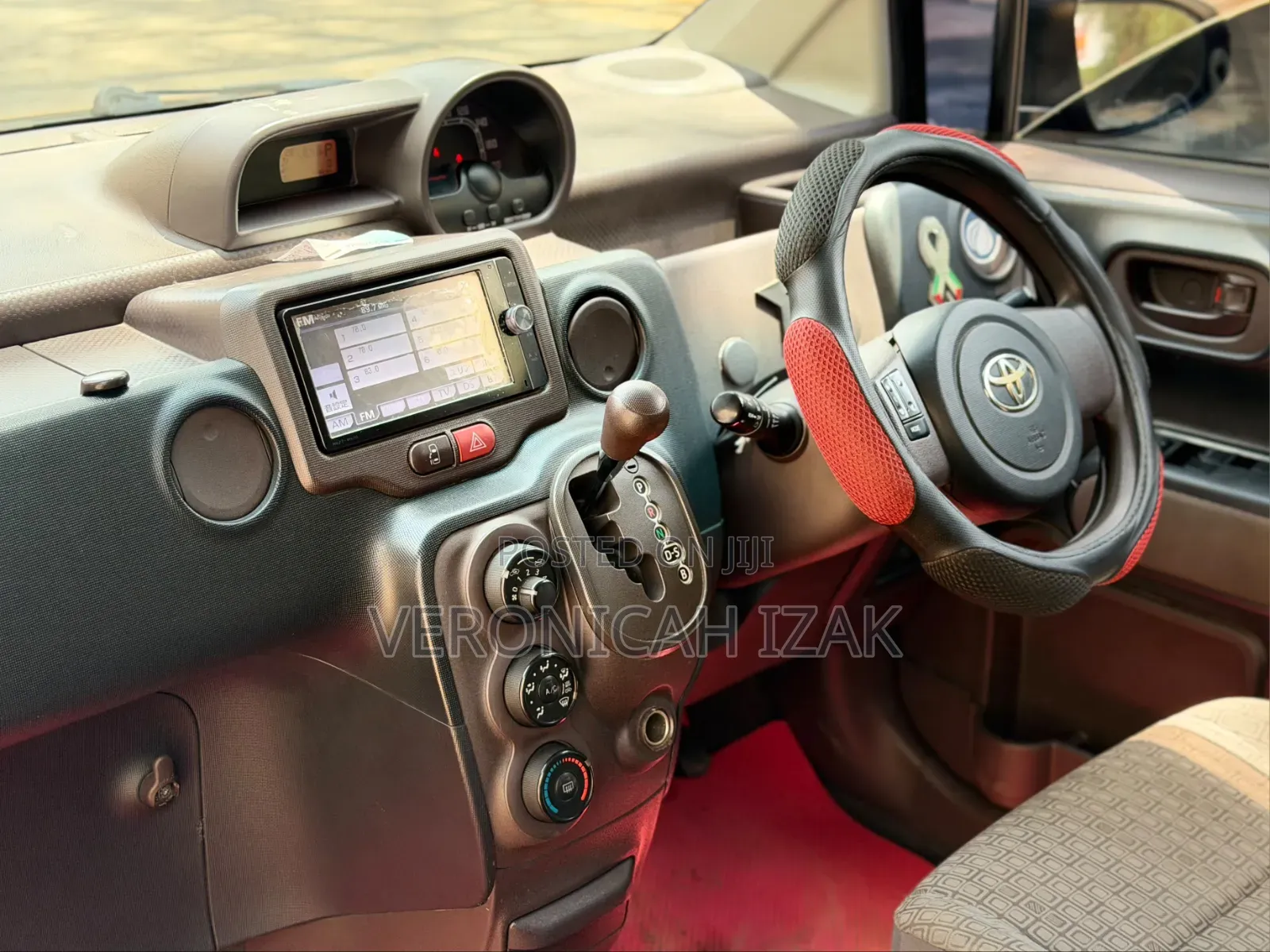 Toyota Porte 2014 Black